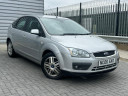Ford Focus 1.6 Ghia 5dr